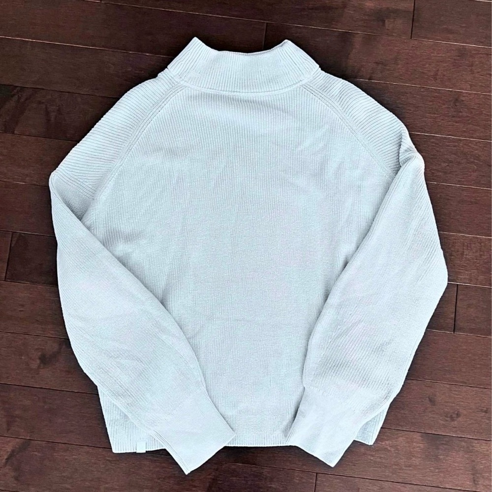 Lululemon Blue Wool Blend Sweater. Size 14